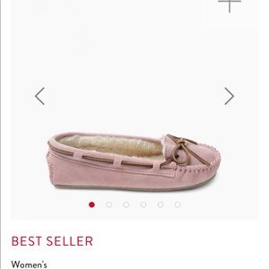 Cally Minnetonka Slipper - Brand New! Size 8